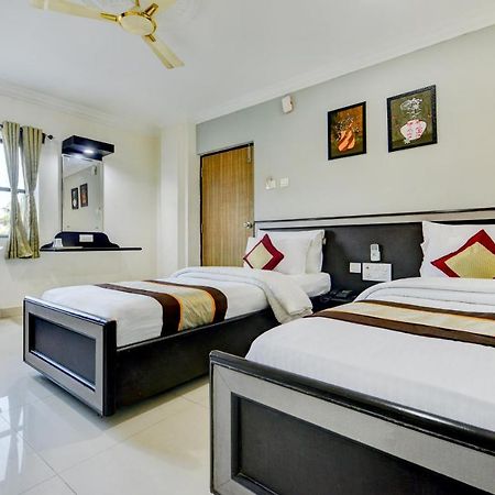 Hotel Sal Inn - Near Airport เชนไน ภายนอก รูปภาพ