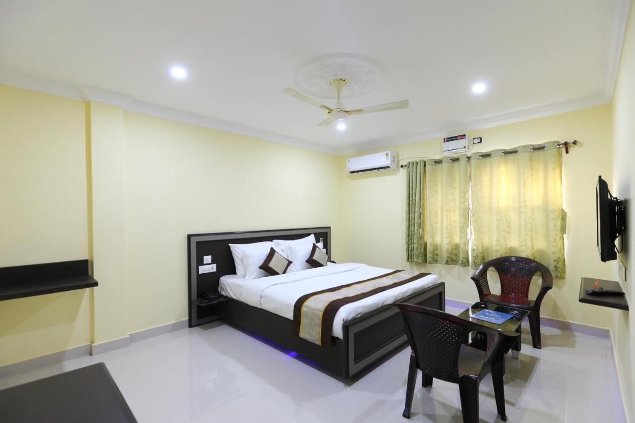 Hotel Sal Inn - Near Airport เชนไน ภายนอก รูปภาพ