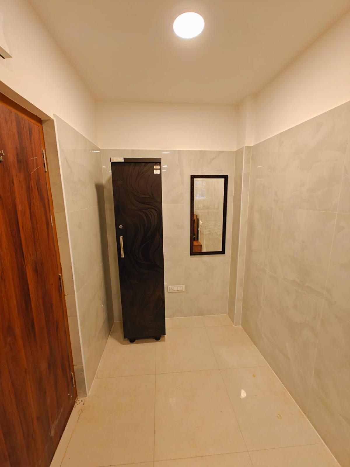 Hotel Sal Inn - Near Airport เชนไน ภายนอก รูปภาพ